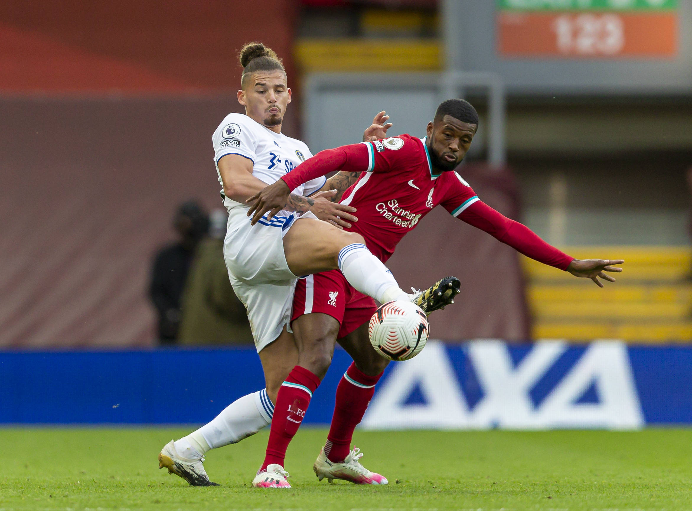 他曾资助家 他曾资助家