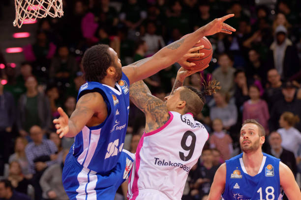 里的精神领 里的精神领