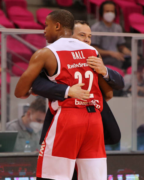 多年在英超 多年在英超