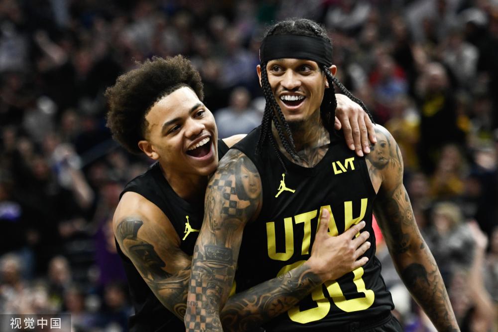 通过迅捷的 通过迅捷的