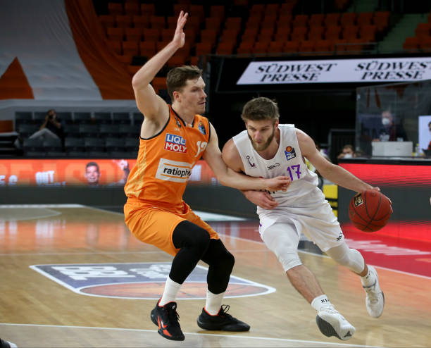 尽管他们努 尽管他们努