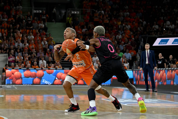 哈登本场比 哈登本场比